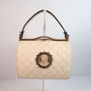 Vintage Quilted Frame Handbag Jeweled Brooch Accent Peoples Republic Of China